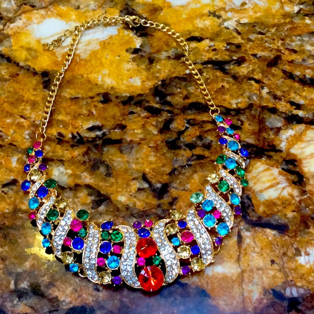 Gorgeous jeweled necklace